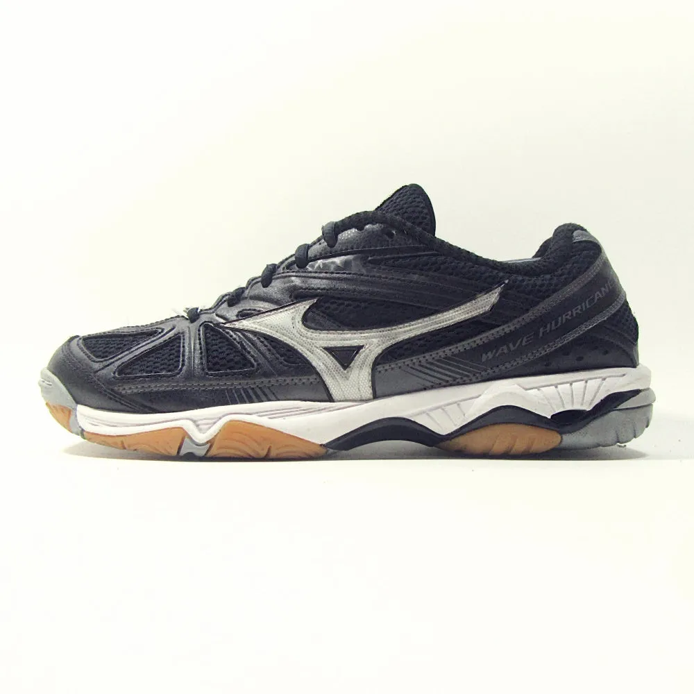 MIZUNO Wave Hurricane 2